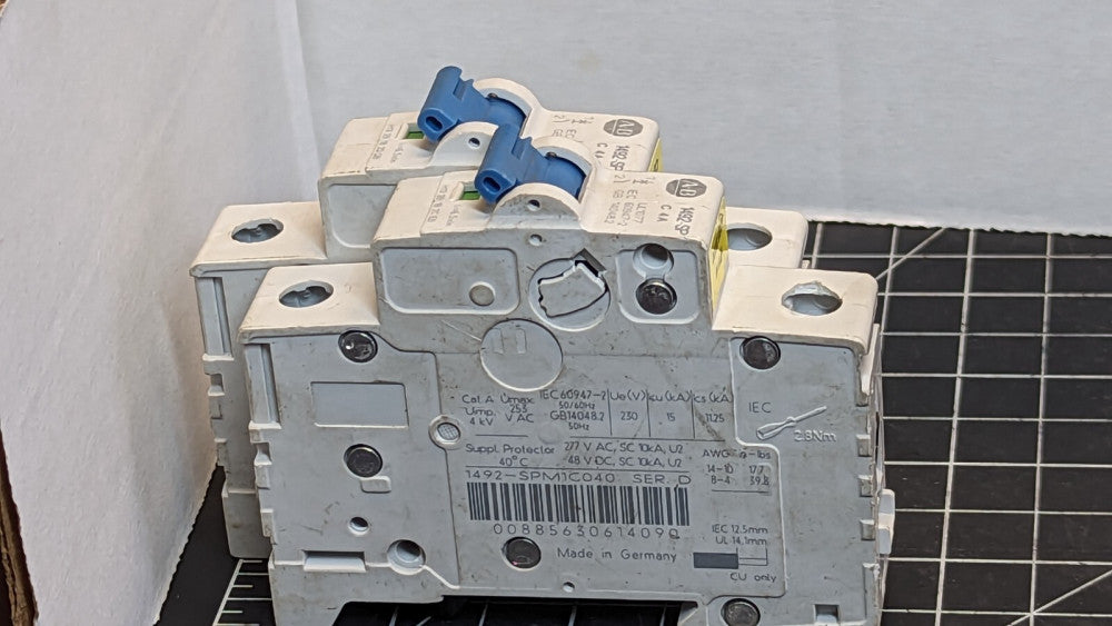 Lot Of (2) Allen Bradley 1492-SPM1C430 4A Ser D Circuit Breaker [C1S4#10