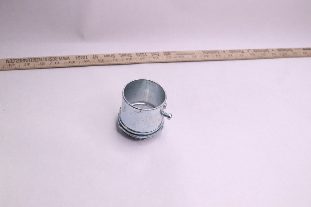Bridgeport Set Screw Connector Steel 2-In x 1/4-In Thread L x 2-3/8-In D 235