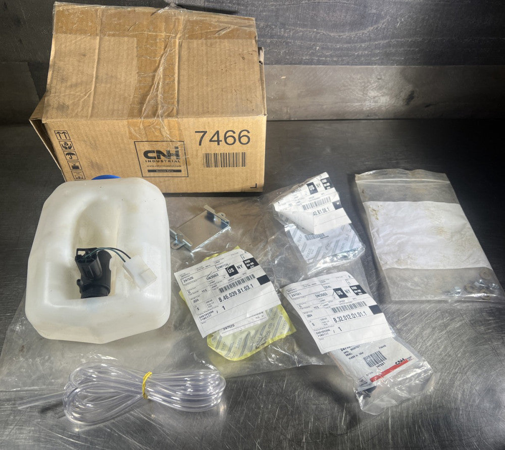 CNH Industrial WINDSHIELD WASH RESERVOIR 7466 Nos Surplus