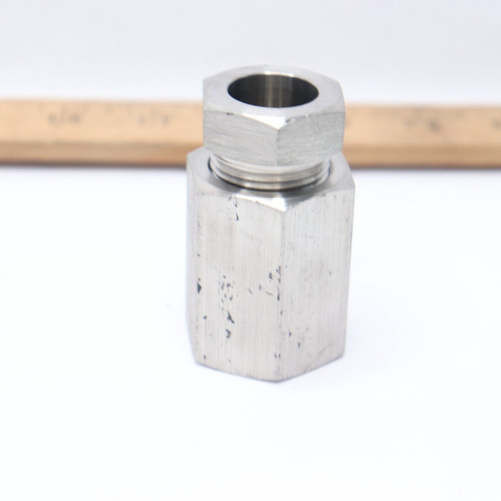 Straight Swivel Adapter Fitting 316 Stainless Steel 20,000 Psi 20TC12X