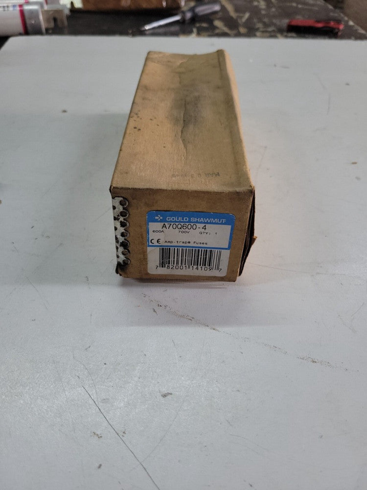 Gould Shawmut A70Q600 Type 4 Semiconductor Fuse FWP 600 Amp 700V NOS
