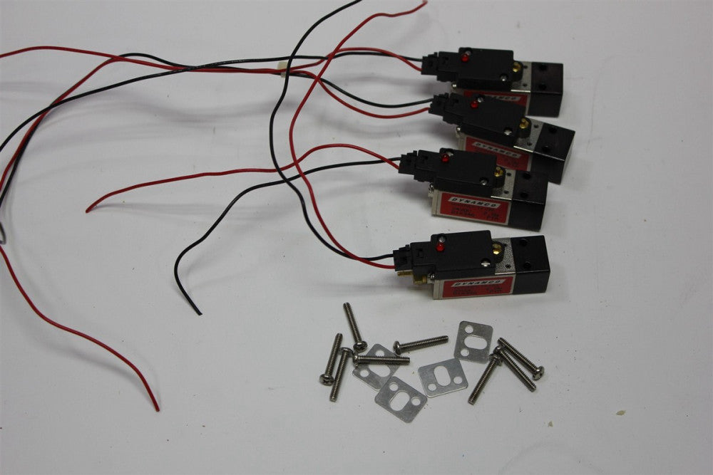 LOT OF 4 DYNAMCO 24VDC SOLENOID VALVES D1X346