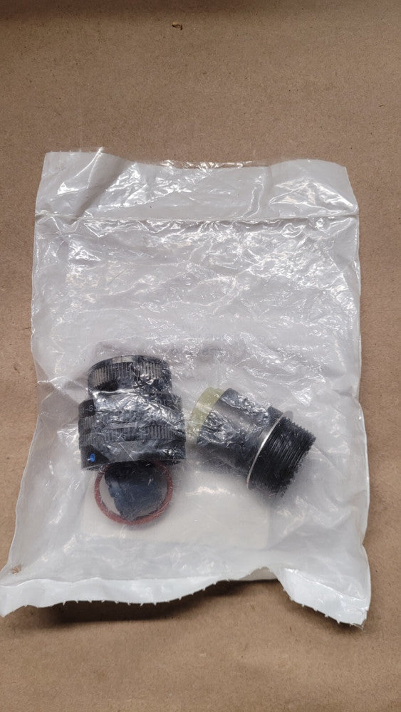 Amphenol Industrial GTCL06R18-1S-LC-025 Circular Connector