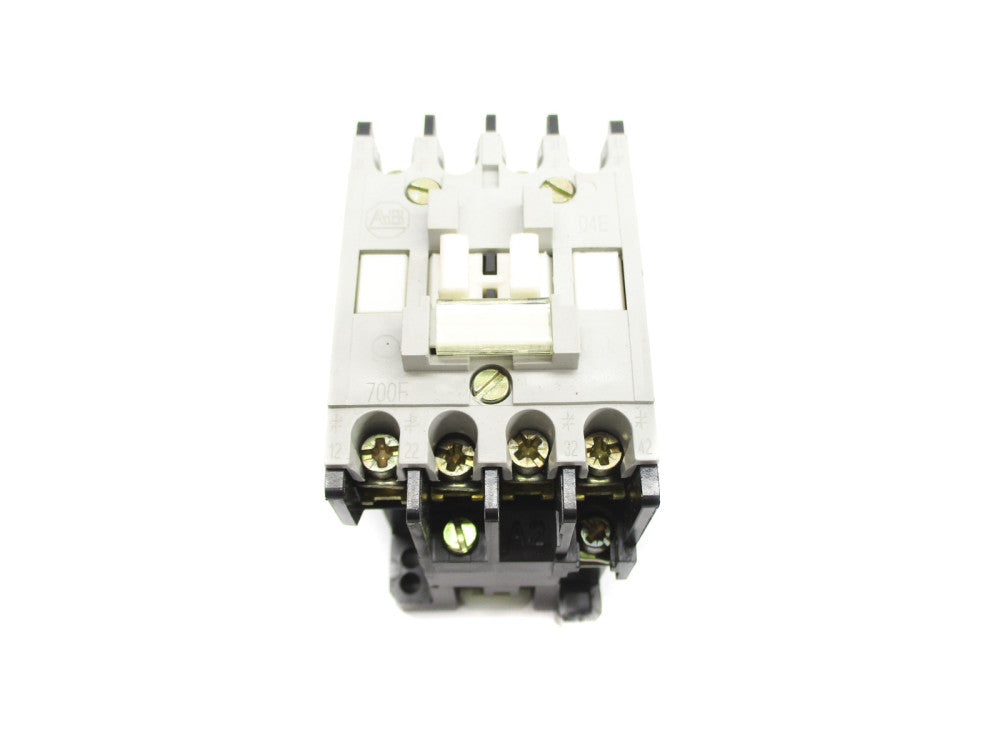 ALLEN BRADLEY 700-F040D SER. C 110/120V NSNP