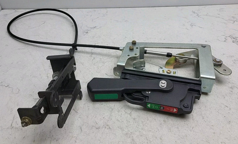 Allen Bradley 6608C44-H12-48 Circuit Breaker Disconnect Switch Operator 