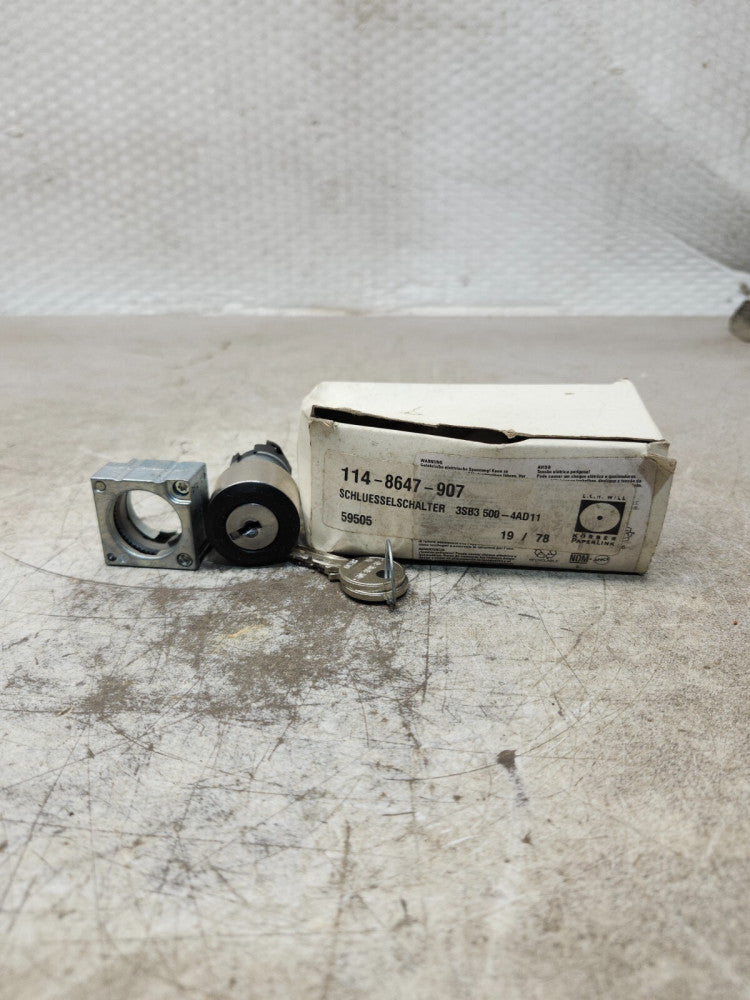 NEW IN BOX SIEMENS 2-POSITION MAINTAINED KEYED SELECTOR SWITCH 3SB3 500-4AD11