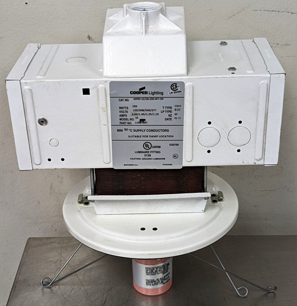 Cooper MPEP-22/28-250-MT-OR Lumark 250W Multi-tap Low-Bay Industrial Light [B9S1