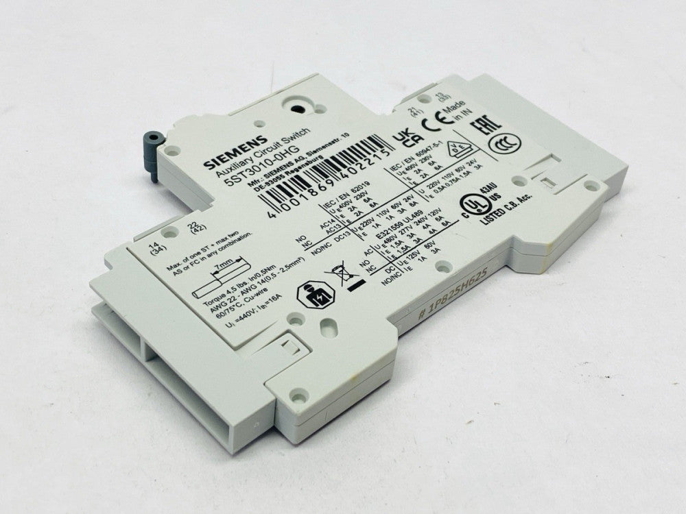 Siemens 5ST3010-0HG Auxiliary Switch 1 NO Contact + 1 NC Contact
