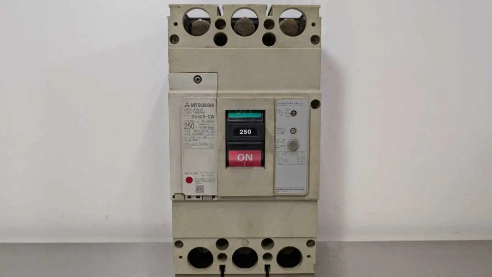 Mitsubishi NV400-CW Circuit Breaker 250A 100-440VAC 250A 100-440VAC 3 Pole
