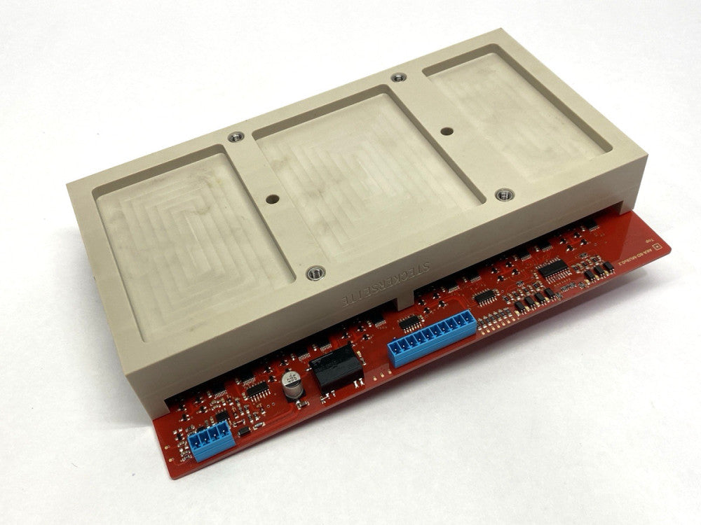 Steckerseite AKA-BD-MUX Probe Board
