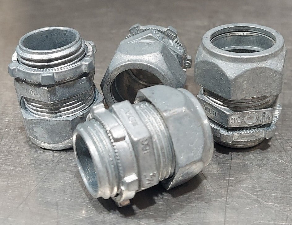 Lot of 4 - EMT Compression Straight Connector 1/2" Steel Fittings. Our #2