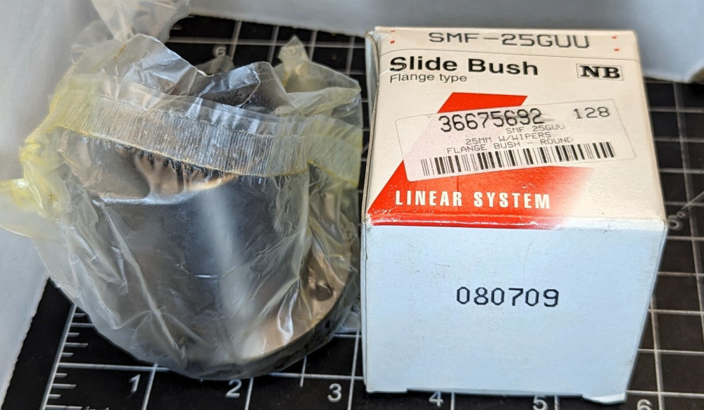 SMF-25GUU Flange Slide Bush Ball Bearing 36675692 Nipon Bearing [OF23]