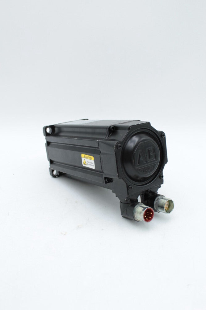 Allen-Bradley MPL-B430P-SJ74AA Low Inertia Kinetix Servo Motor