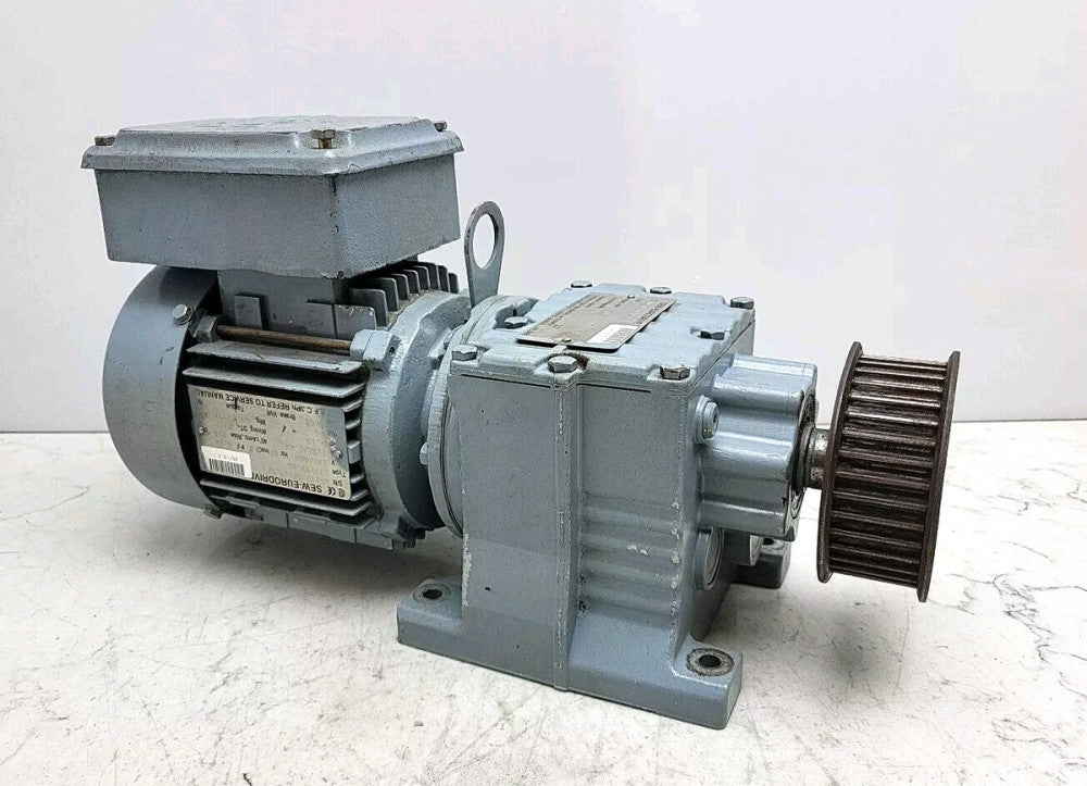 Sew Eurodrive R27DT71C4 Gear Motor .33 Hp Type R27 Gear Reducer 48.17:1 Ratio 