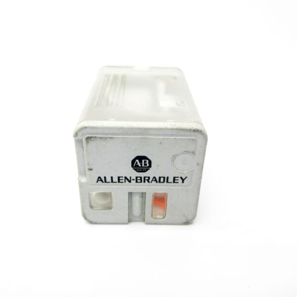 ALLEN BRADLEY 700-HA32A2 SER. A 240VAC 10A UNMP