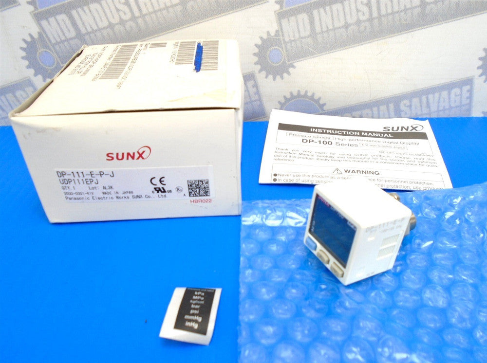 SUNX - DP-111-E-P-J - PRESSURE SENSOR - 12-24VDC - 1/8 NPT -100.0 to +100.0 kPa