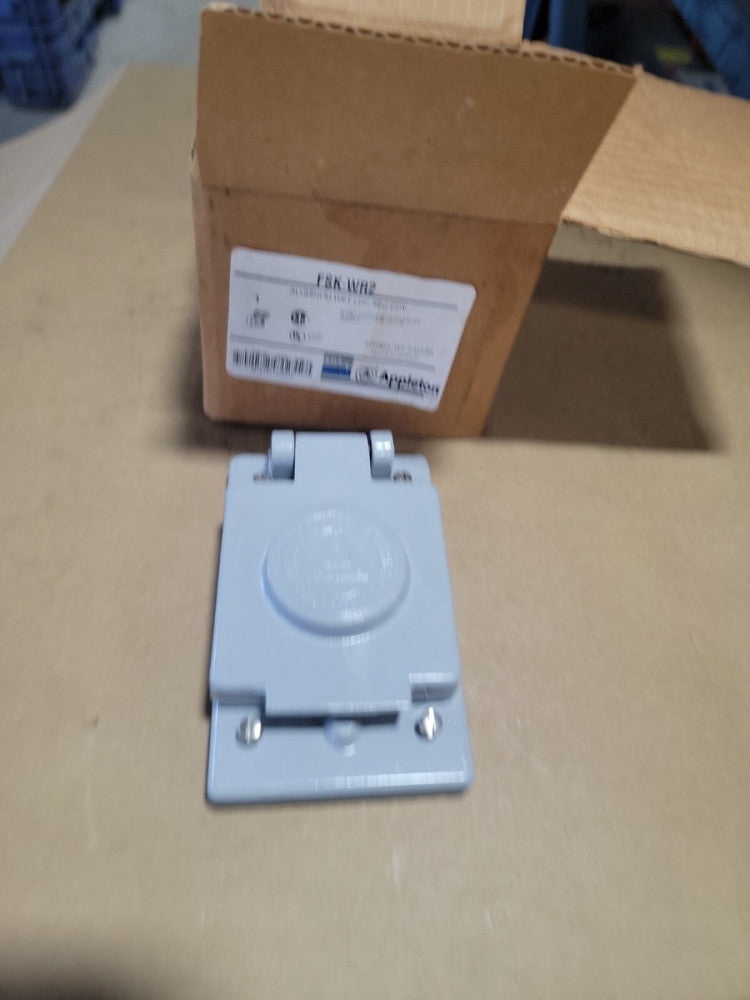 NIB APPLETON FSK-WR2 ALUMINUM WET-LOCK WEATHERPROOF RECEPTACLE COVER, FSKWR2