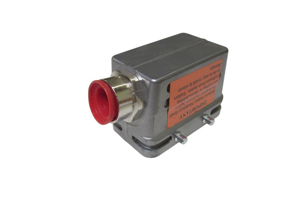 AMPHENOL C14610B0101021 FEMALE BASE W/ COVER 600V (AS PICTURED) UNMP
