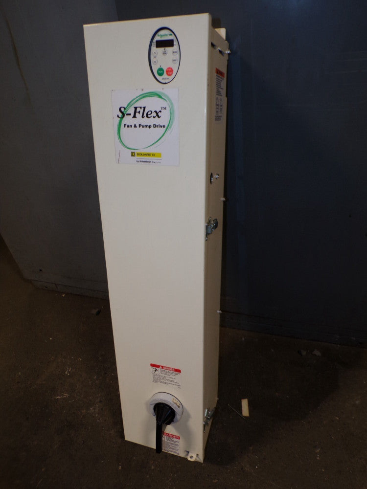 SCHNEIDER 3 HP S-FLEX HVAC VARIABLE SPEED DRIVE VFD 480 VAC ATV212HU22N4 