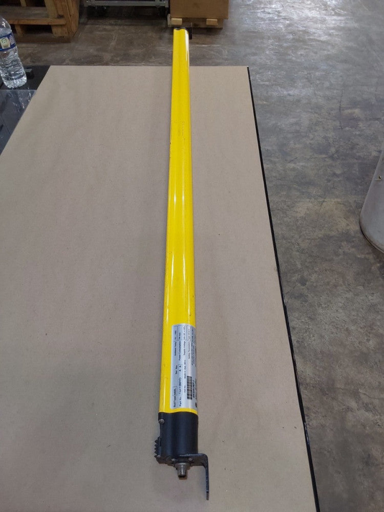 Allen Bradley 440L T4K1280YD Ser. A Rev. A Guardshield Light Curtain 24v-dc 