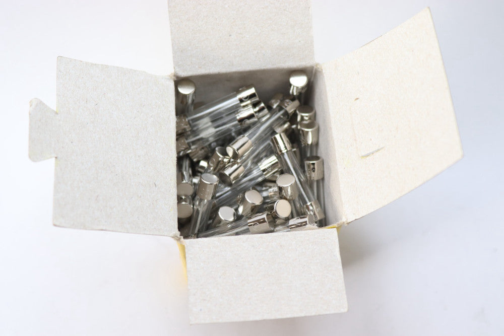 (100-Pk) Eaton Fuse Cartridge Glass Holder 700 mA 250V AC DC 1/4" x 1-1/4"