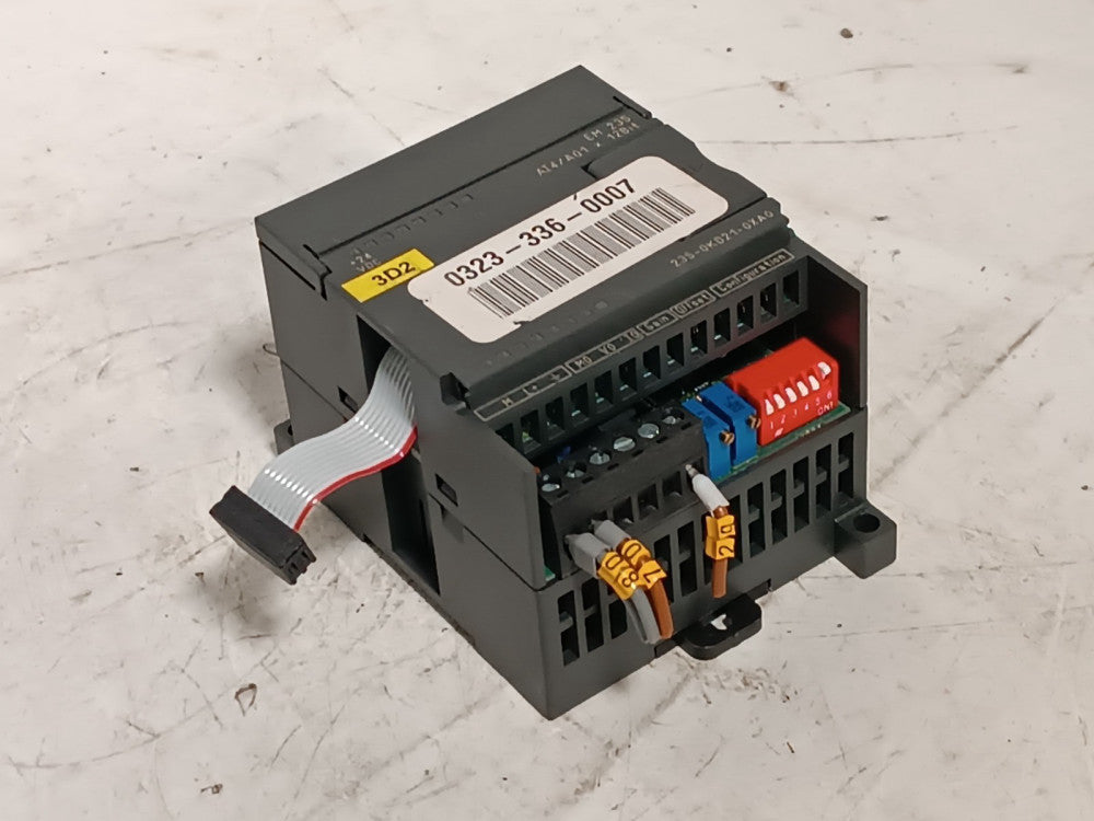 Siemens 6ES7235-0KD21-0XA0 Analog I/O Module, EM 235, AI4/AQ1 x 12 Bit, 24vdc