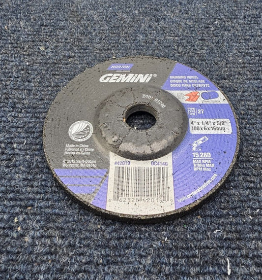 (QTY 24) Norton Gemini 42019 DC414G 4" x 1/4" x 5/8" Grinding Wheel