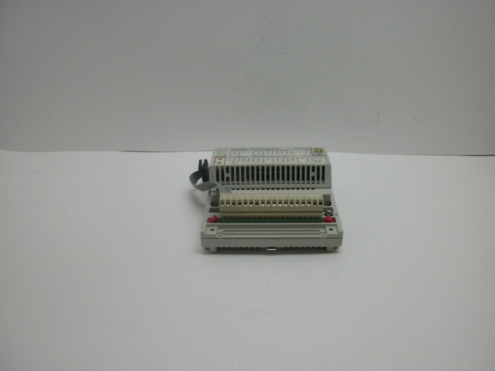 SQUARE D 52046-344-53 DNM DEVICENET MODULE 24VDC IN-3PT/24VDC OUT-2PT