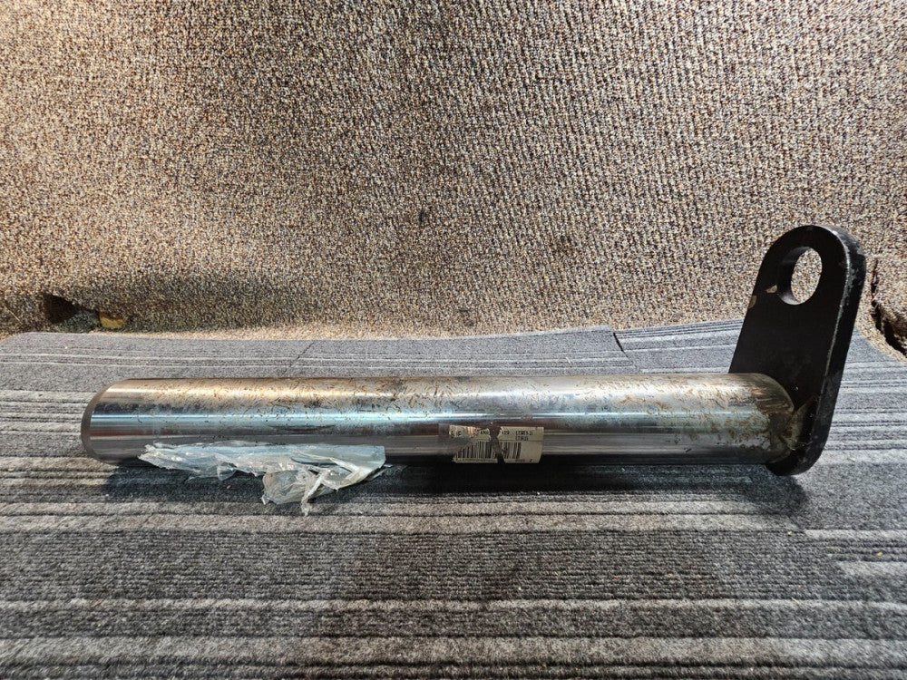 CAT 212-8024 LINKAGE PIN 3.94 IN x 28.86 IN FOR TRACK FELLER BUNCHER 521B 522B
