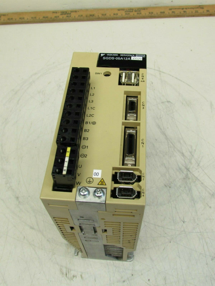 YASKAWA SERVOPACK SERVO DRIVE SGDS-05A12AVY520 XLNT USED TAKEOUT MAKE OFFER !!