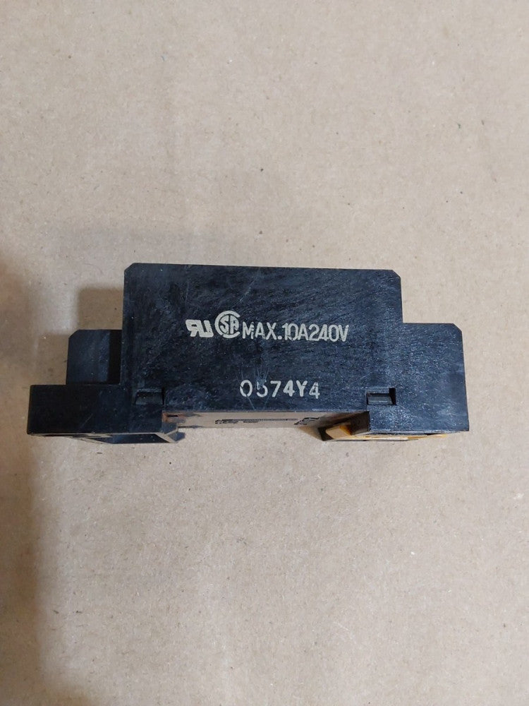 Omron PTF14A MAX10A240V Relay Base/Socket