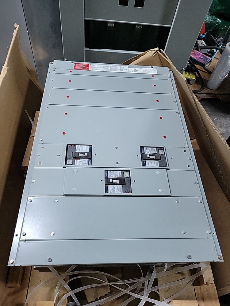 New GE Spectra Panelboard INTERIOR  APNB  800A W/3 BREAKERS SFHA36AT0250 200A