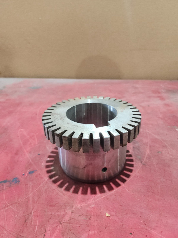 NEW SURPLUS FALK 1090T HUB 3.3750 BORE 710935