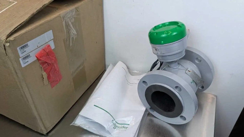 Schneider Electric 9500A Magnetic Flow Sensor 3" Foxboro