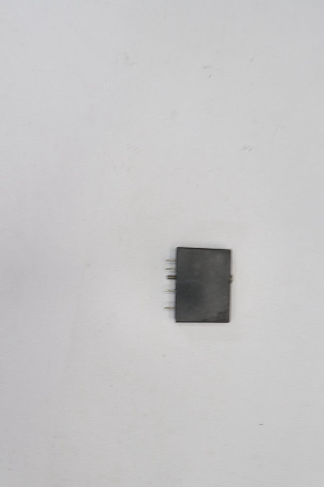 Plug-In Input/Output Relay 3.5A 2.5-8VDC 120VAC Output OAC5