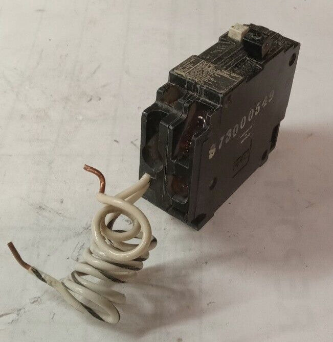 I-T-E GF130 30 AMP GFI CIRCUIT BREAKER 1 POLE 120 VAC