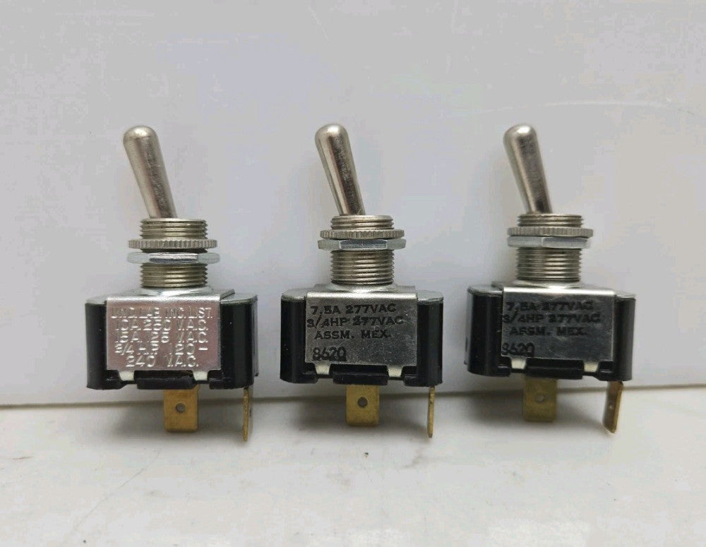 3 Pack Arrow Hart 82601 P Toggle Switch  SPST 15 Amp 125 Vac Lot of 3 New 