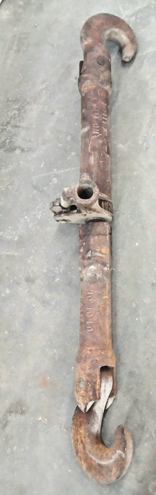 RATCHET TURNBUCKLE NO 1040 WITH HEAVY DUTY HOOK NO. 4108 OAL 46" BARREL 34"