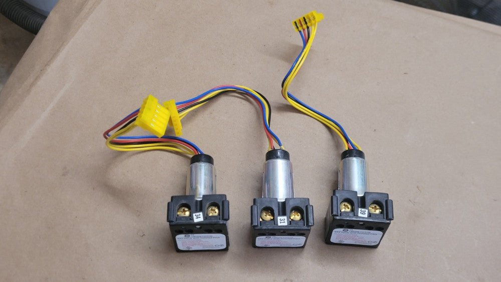 Lot of 3 GE Lighting Controls RR9 Relay With Isolated Pilot 24VAC