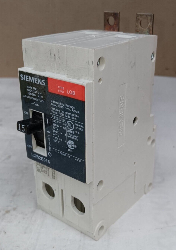 SIEMENS 15 AMP BOLT-ON CIRCUIT BREAKER 2 POLE 480/277V 100 kA @ 240V LGB2B015
