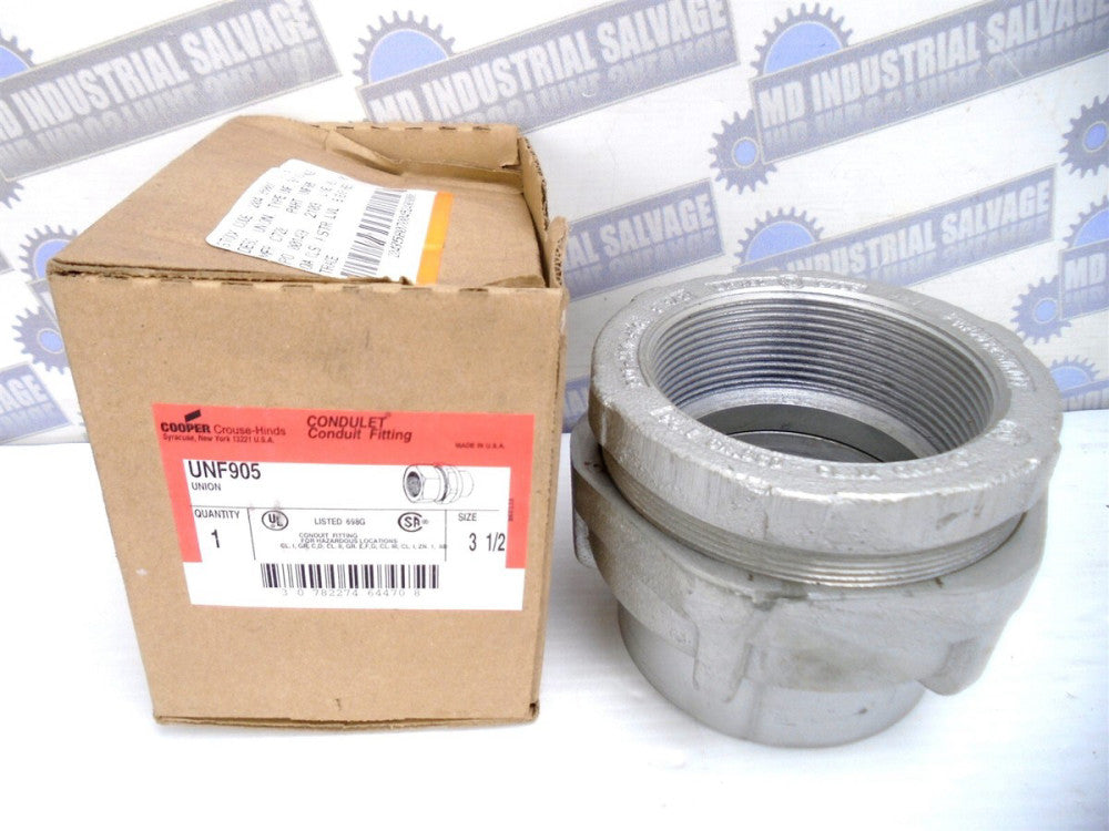 CROUSE HINDS - UNF905 - 3-1/2" Condulet Conduit UNF FITTING B Rated (NEW in BOX)