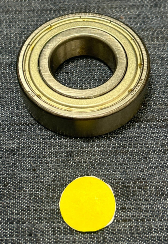 SKF DOUBLE SHIELDED RADIAL BALL BEARING 6205-2Z  25MM BORE 52MM OD 15MM WIDTH