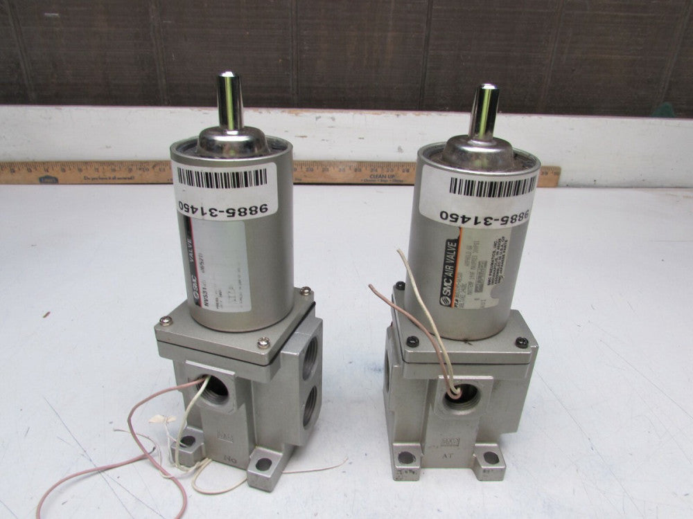 SET OF 2 SMC NVS3145-0652D AIR VALVES 24VDC 6w 300psi XLNT USED TAKEOUTS M/OFFER