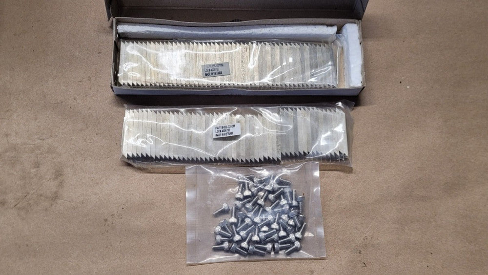 Box of 100 GALA Compatible Pelletizer Knives 455-G310M 1.6x0.32x0.14"