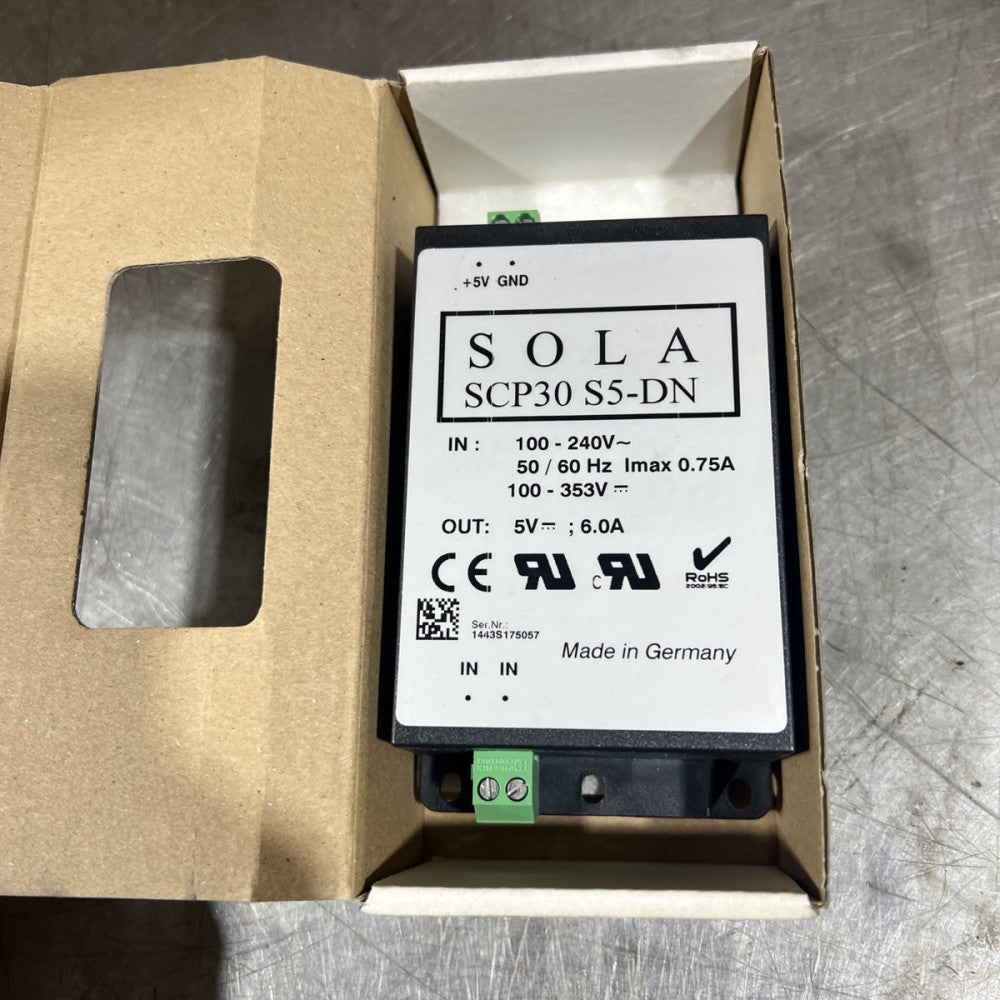 Sola SCP30S5-DN POWER SUPPLY Nos Surplus