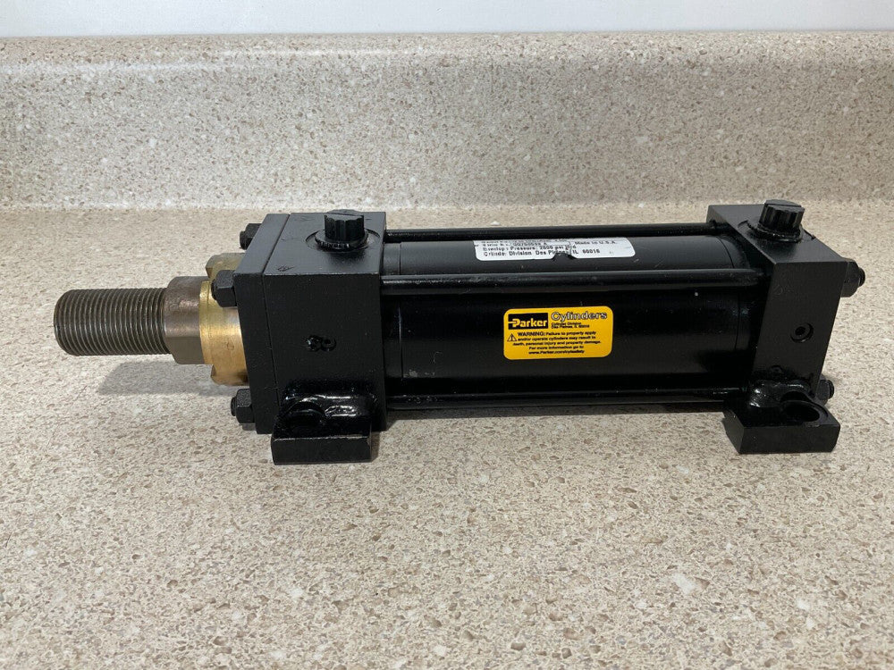 Parker 02.00 CC3LLR24C 4.00 NEW