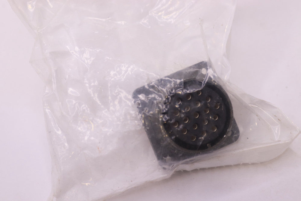 Amphenol Industrial Circular Spec Connector 10-069322-14S