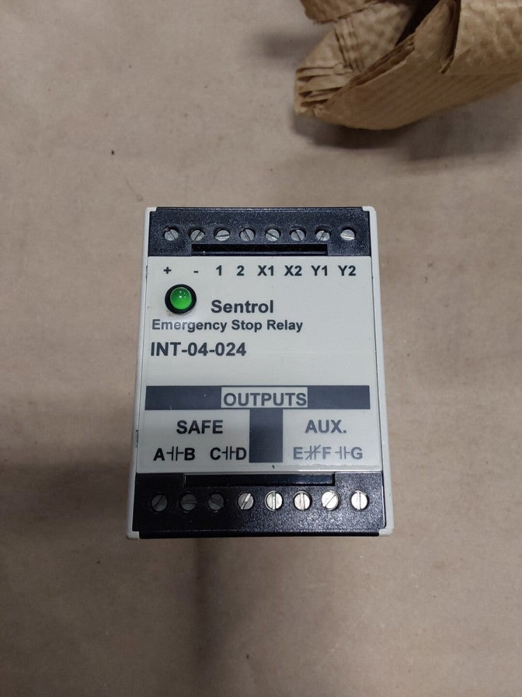 Edwards INT-04-024 Emergency Stop Safety Relay New