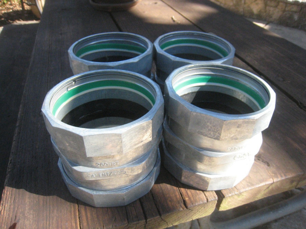 LOT of 4, BRIDGEPORT 269RT Raintight 4" inch EMT/Rigid  Coupling