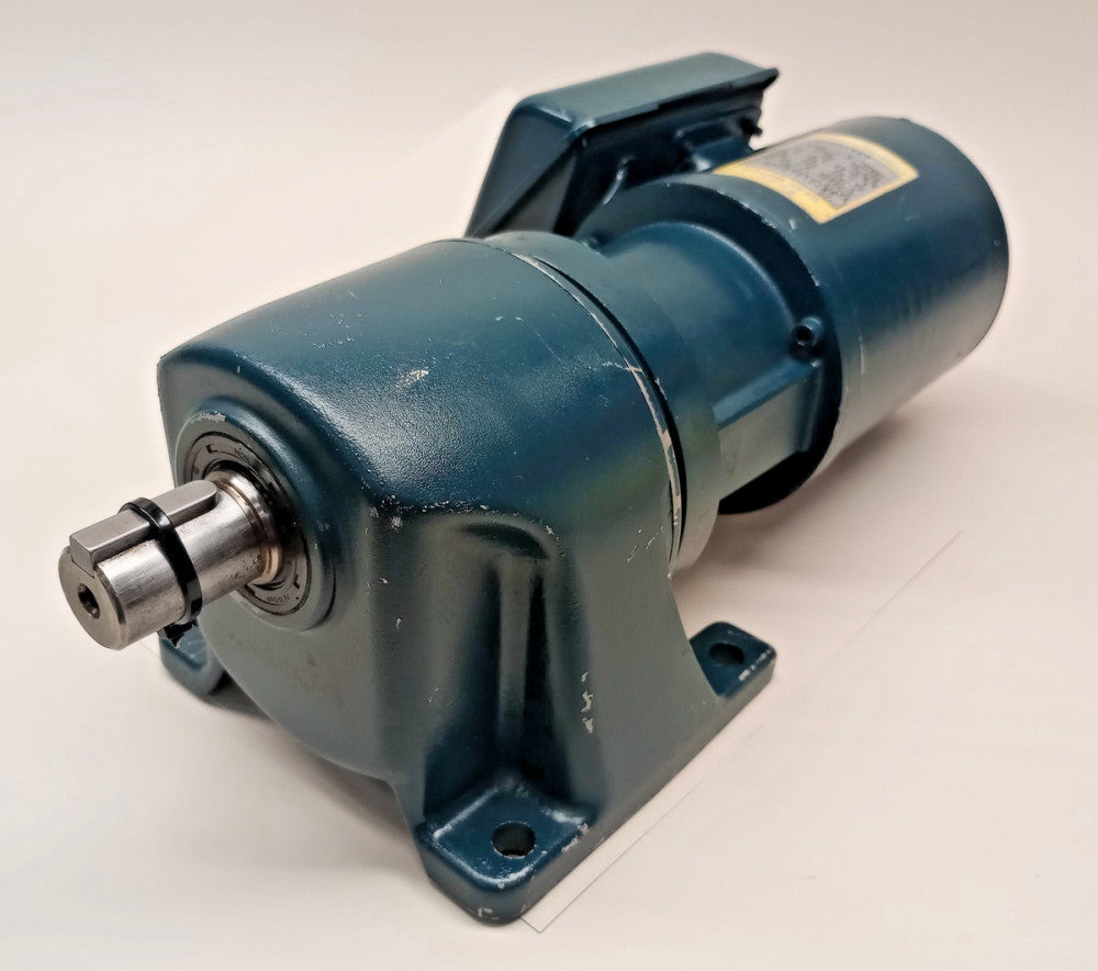 Tsubaki GMT010L30CB Gear Motor Tsubakimoto 3ph 200/220V 50/60rpm Ratio 30:1